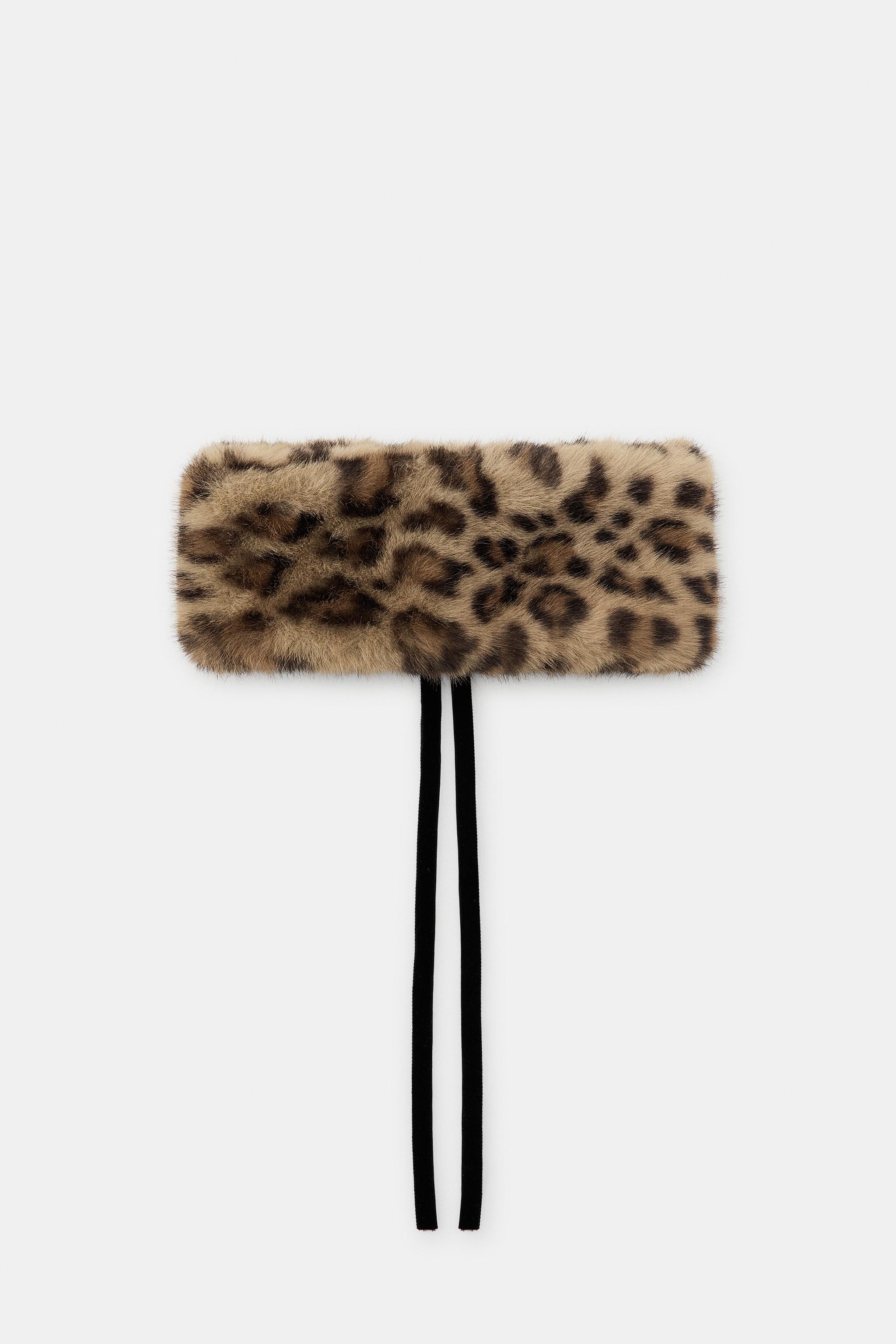 ANIMAL PRINT FAUX FUR NECK WARMER